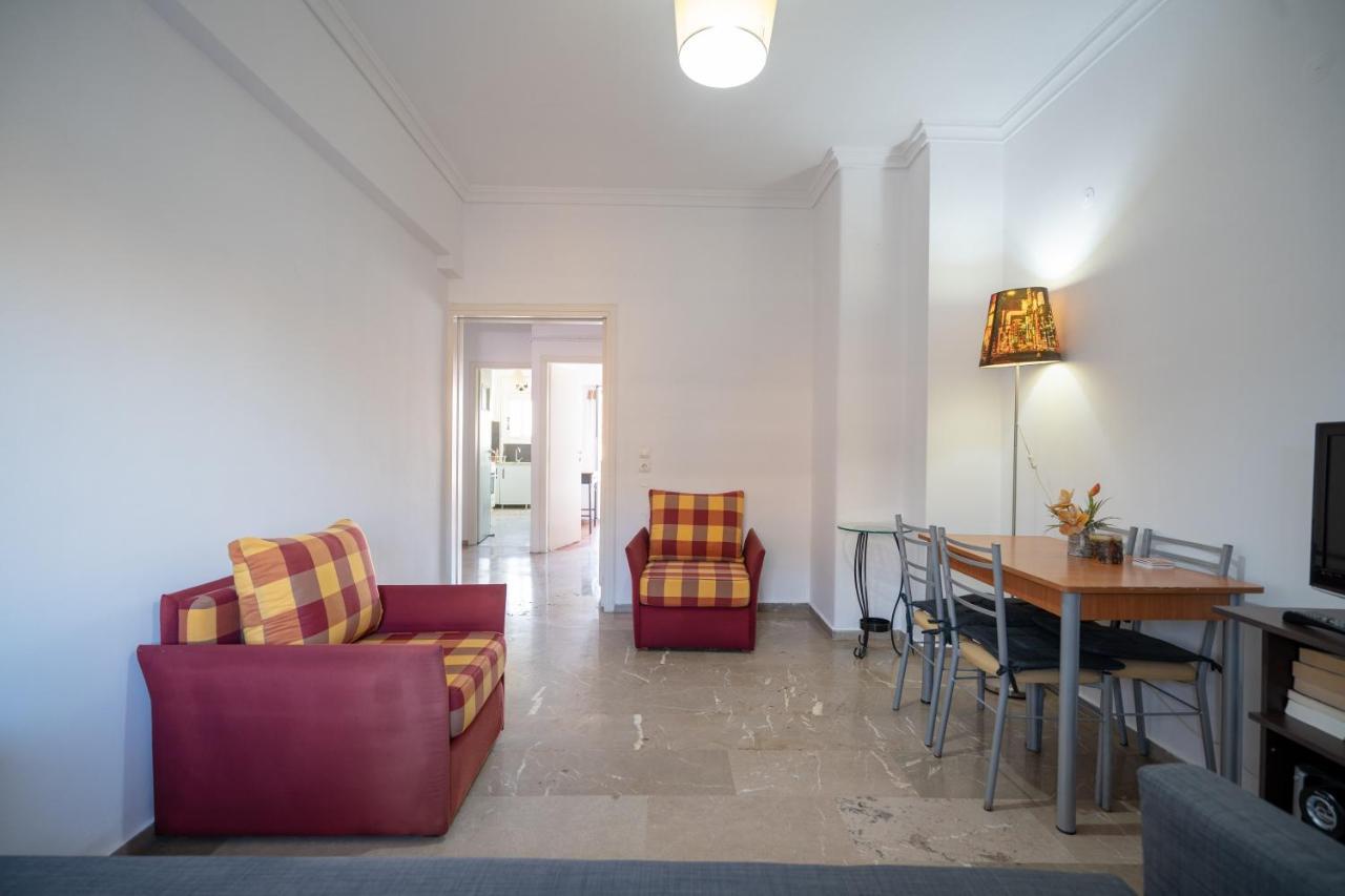 Dimotiko Theatro Metro St. 1 Bedroom 4 Pers. Flat 피레아스 외부 사진